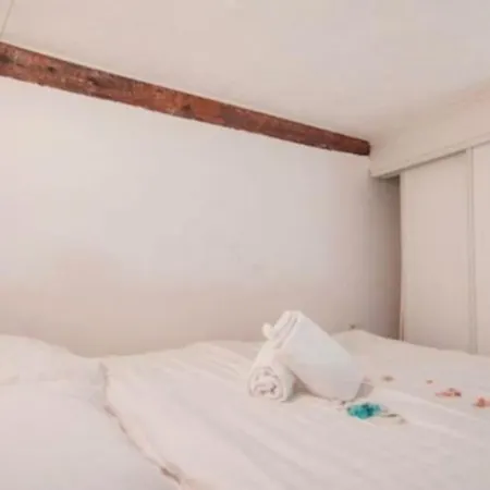 Tres Beau Idealement Situe Centre